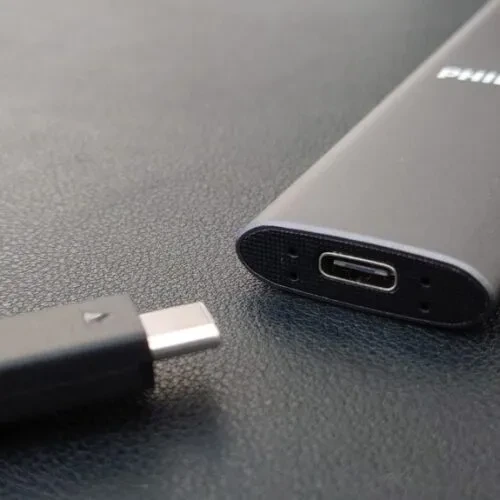 DISQUE DUR EXTERNE 1TB SSD PHILIPS