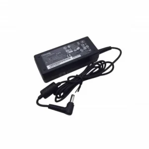 CHARGEUR TOSHIBA 19 / 4.74